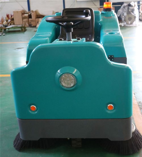 濰坊天潔機械 專業(yè)掃地車與燈具銷售服務(wù)商