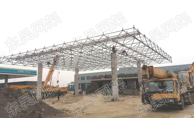加油站網(wǎng)架采用網(wǎng)架結構搭建的優(yōu)勢與照明器具制造的協(xié)同效應